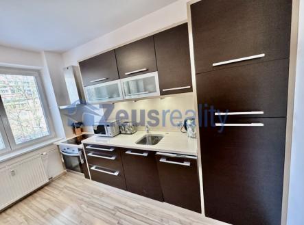 foto: 1 | Pronájem bytu, 1+1, 64 m²