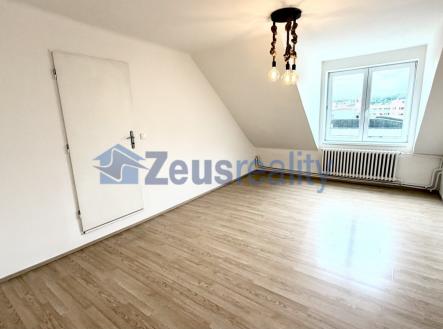 foto: 2 | Pronájem bytu, 3+1, 100 m²