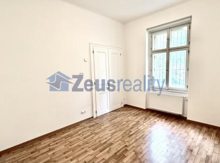 foto: 1 | Pronájem - kanceláře, 44 m²