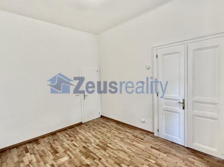 foto: 2 | Pronájem - kanceláře, 44 m²