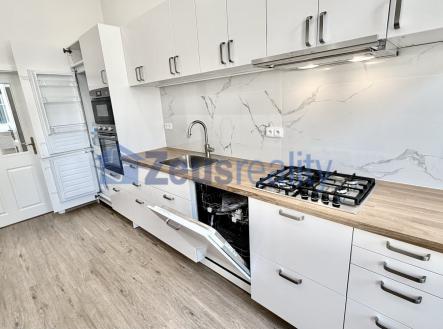 foto: 1 | Pronájem bytu, 4+1, 119 m²