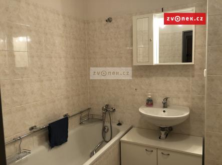 Obrázek k zakázce č.: 637441 | Pronájem bytu, 2+kk, 52 m²