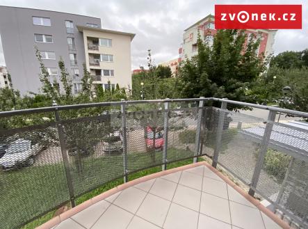 Obrázek k zakázce č.: 632406 | Pronájem bytu, 2+kk, 52 m²
