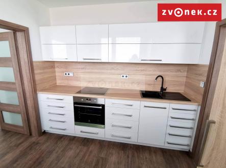 Obrázek k zakázce č.: 620173 | Pronájem bytu, 3+1, 68 m²