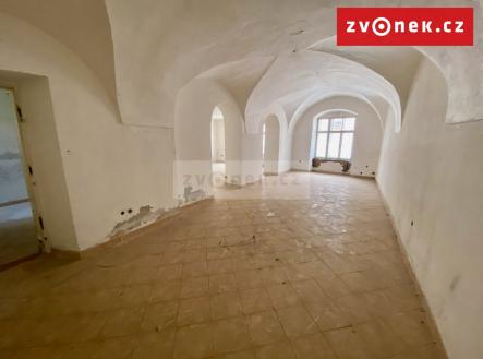 Obrázek k zakázce č.: 648011 | Prodej - dům/vila, 400 m²