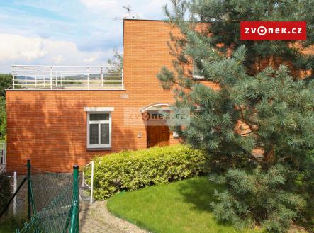 Obrázek k zakázce č.: 654931 | Pronájem - dům/vila, 200 m²