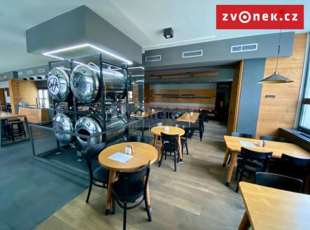 Obrázek k zakázce č.: 657426 | Prodej - komerční objekt, obchodní centrum, 500 m²