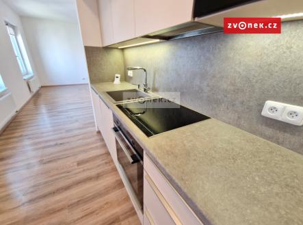 Obrázek k zakázce č.: 664866 | Pronájem bytu, 2+kk, 67 m²