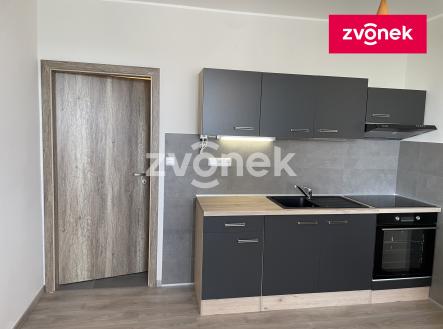 Pronájem bytu, 1+kk, 38 m² obrázek