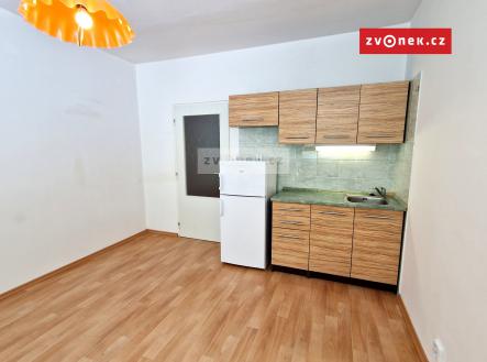 Obrázek k zakázce č.: 666136 | Pronájem bytu, 1+kk, 30 m²