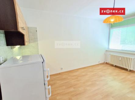 Obrázek k zakázce č.: 666136 | Pronájem bytu, 1+kk, 30 m²