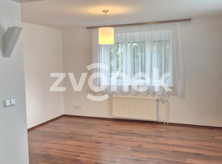 Obrázek k zakázce č.: 607723 | Pronájem bytu, 2+1, 78 m²
