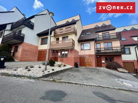 Obrázek k zakázce č.: 682466 | Pronájem - dům/vila, 260 m²