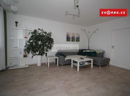 Obrázek k zakázce č.: 683436 | Pronájem bytu, 3+1, 73 m²