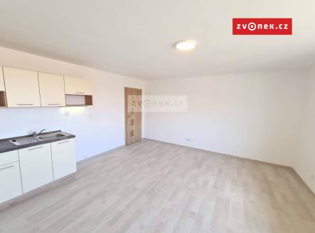 Obrázek k zakázce č.: 639681 | Pronájem bytu, 1+kk, 28 m²