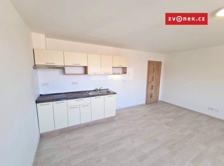 Obrázek k zakázce č.: 639681 | Pronájem bytu, 1+kk, 28 m²