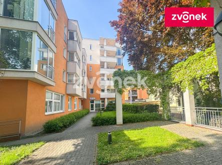 Obrázek k zakázce č.: 466555 | Pronájem bytu, 2+kk, 58 m²
