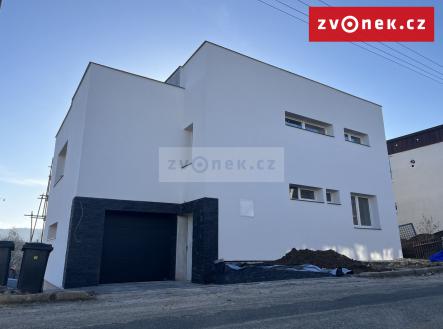 Prodej - dům/vila, 225 m² obrázek