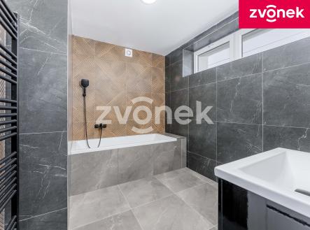 Obrázek k zakázce č.: 703876 | Prodej - dům/vila, 225 m²