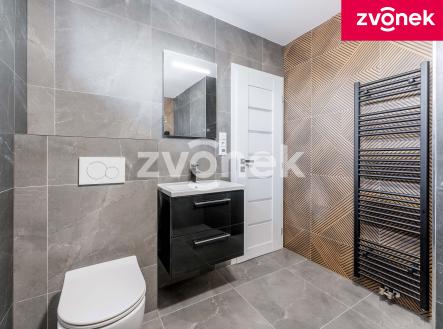 Obrázek k zakázce č.: 703876 | Prodej - dům/vila, 225 m²
