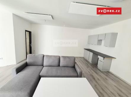 Obrázek k zakázce č.: 704036 | Prodej bytu, 2+kk, 66 m²