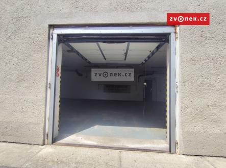 Obrázek k zakázce č.: 704216 | Pronájem - skladovací prostor, 188 m²