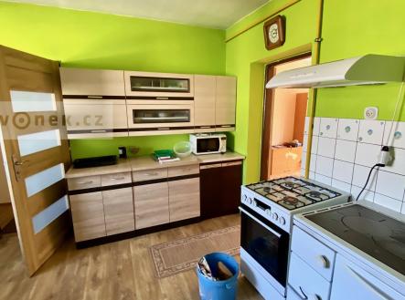 Obrázek k zakázce č.: 704246 | Prodej - dům/vila, 350 m²