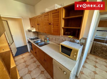 Obrázek k zakázce č.: 704366 | Pronájem bytu, 3+1, 72 m²