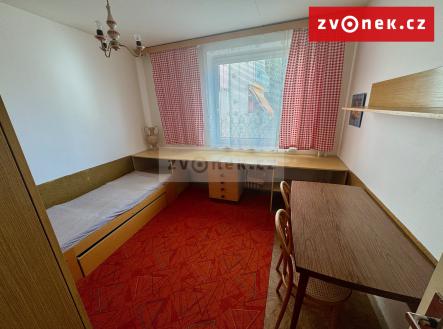 Obrázek k zakázce č.: 704366 | Pronájem bytu, 3+1, 72 m²