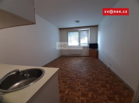 Obrázek k zakázce č.: 705396 | Pronájem bytu, 1+kk, 29 m²