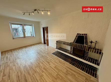 Obrázek k zakázce č.: 701486 | Prodej bytu, 1+kk, 30 m²