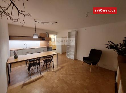 Obrázek k zakázce č.: 654781 | Pronájem bytu, 2+kk, 50 m²