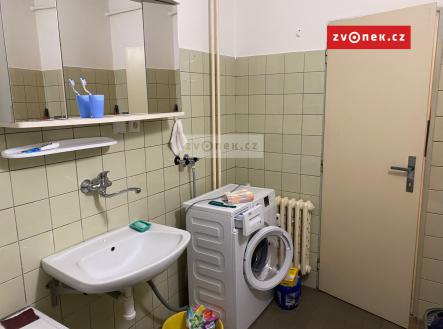 Obrázek k zakázce č.: 706356 | Pronájem bytu, 2+kk, 48 m²