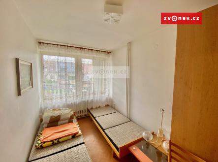 Obrázek k zakázce č.: 706356 | Pronájem bytu, 2+kk, 48 m²