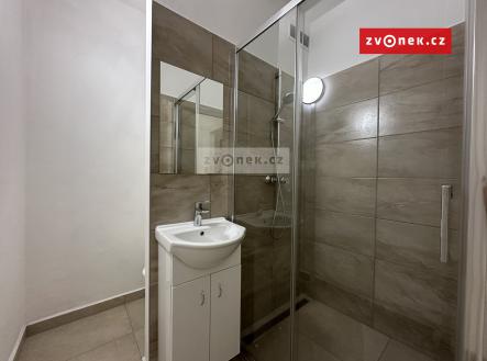 Obrázek k zakázce č.: 706586 | Pronájem bytu, 1+kk, 29 m²