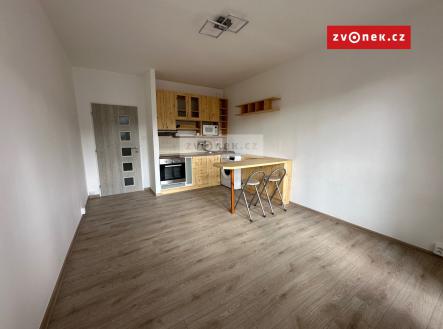 Obrázek k zakázce č.: 706586 | Pronájem bytu, 1+kk, 29 m²