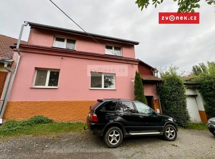 Obrázek k zakázce č.: 705526 | Prodej - dům/vila, 210 m²