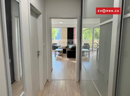 Obrázek k zakázce č.: 707296 | Pronájem bytu, 2+kk, 58 m²