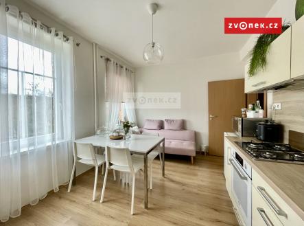 Obrázek k zakázce č.: 708096 | Prodej bytu, 2+kk, 29 m²