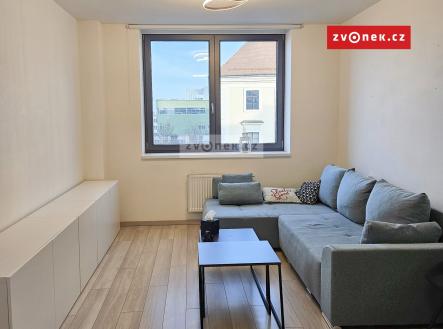 Obrázek k zakázce č.: 707796 | Pronájem bytu, 2+kk, 48 m²