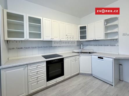 Obrázek k zakázce č.: 697916 | Pronájem bytu, 3+1, 68 m²