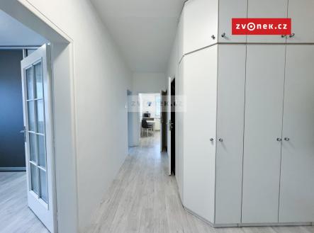 Obrázek k zakázce č.: 697916 | Pronájem bytu, 3+1, 68 m²