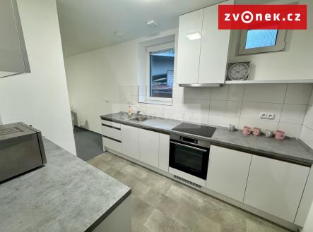 Obrázek k zakázce č.: 710482 | Pronájem bytu, 2+kk, 50 m²