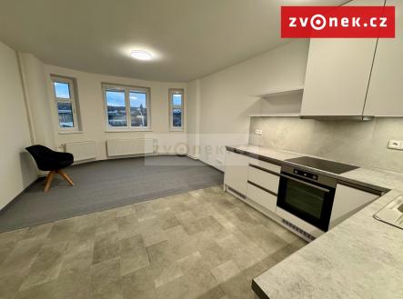 Obrázek k zakázce č.: 710492 | Pronájem bytu, 2+kk, 55 m²