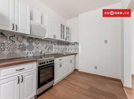 Obrázek k zakázce č.: 710512 | Prodej bytu, 2+1, 45 m²