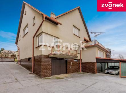 Obrázek k zakázce č.: 707376 | Prodej - dům/vila, 250 m²