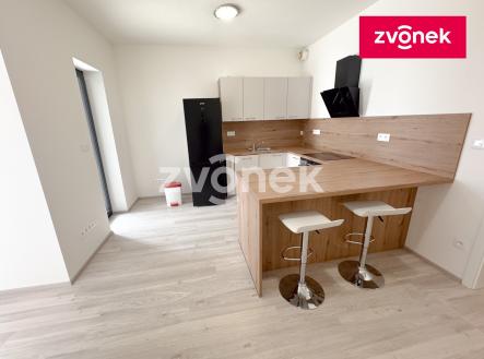 Obrázek k zakázce č.: 712912 | Pronájem bytu, 1+kk, 35 m²
