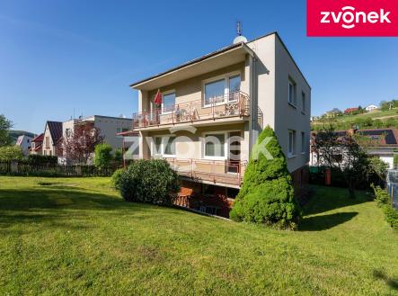 Obrázek k zakázce č.: 715612 | Prodej - dům/vila, 234 m²