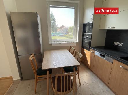 Obrázek k zakázce č.: 705716 | Pronájem bytu, 2+1, 58 m²