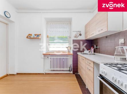 Obrázek k zakázce č.: 715552 | Prodej - dům/vila, 230 m²